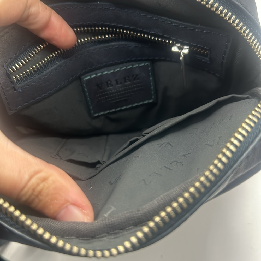 VELEZ - Picture 5 of 5